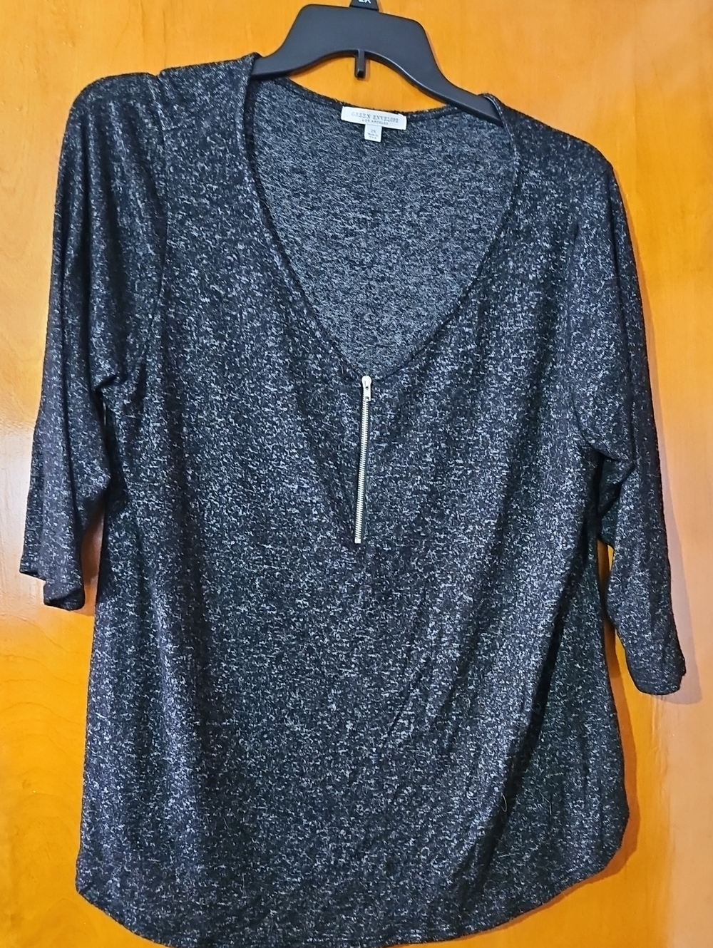 Green Envelope Metallic Charcoal V-Neck Zip Long Sleeve Top